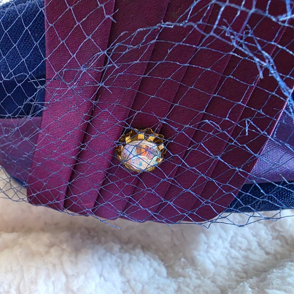 Pillbox Hat in Royal Blue Velvet with Netting - Union Made 1960's - Picture 2 of 7